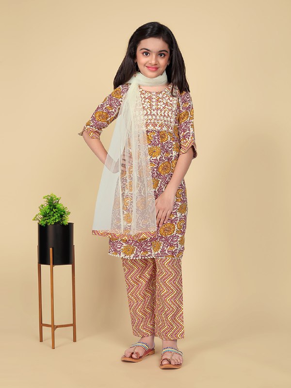 Zariya Red Cotton Suit Set