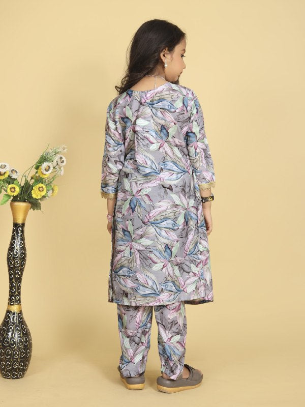 Nensi Vibrant Floral Prin Kurt Suit Set