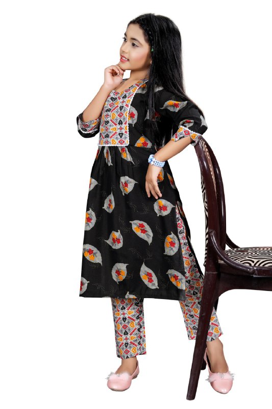 Nayara Cut Floral Printed Girls kurta set