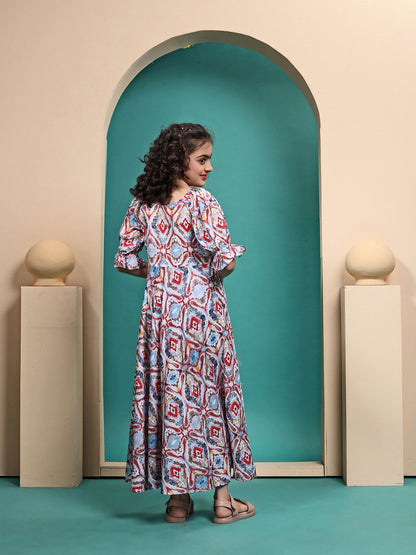 Maelis Pretty  Printed  Anarkali gown