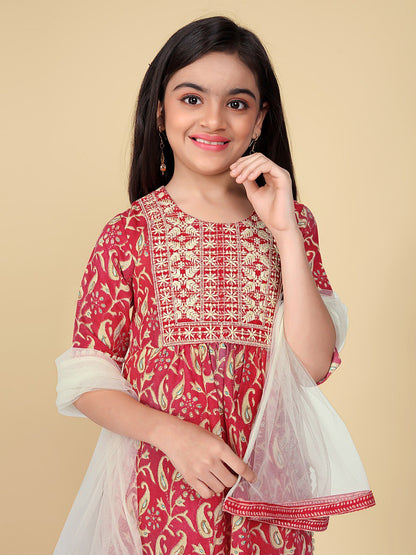 Zariya  Red  Cotton Suit Set