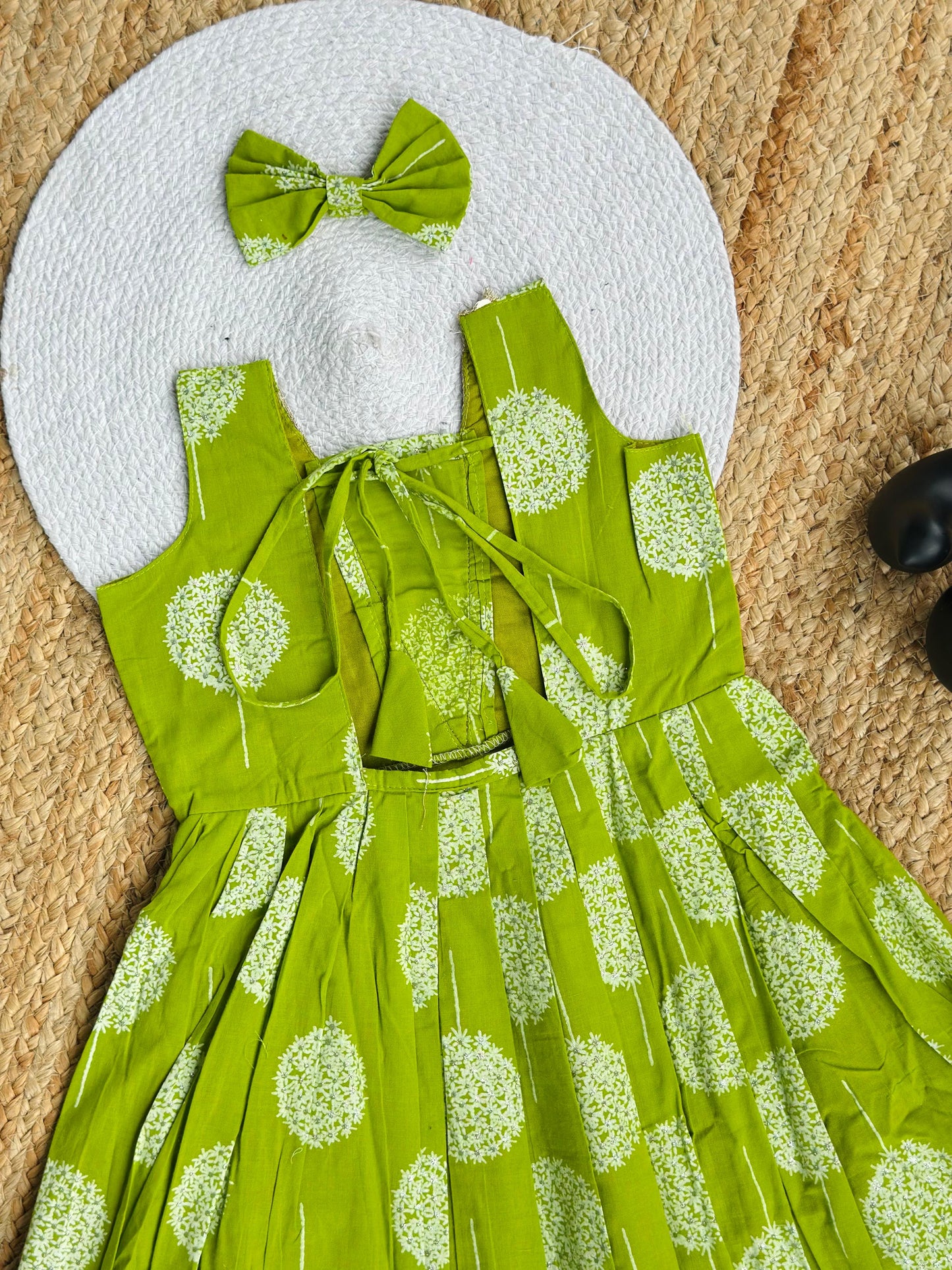 Trending Pure Cotton Print Kids Kids Gown